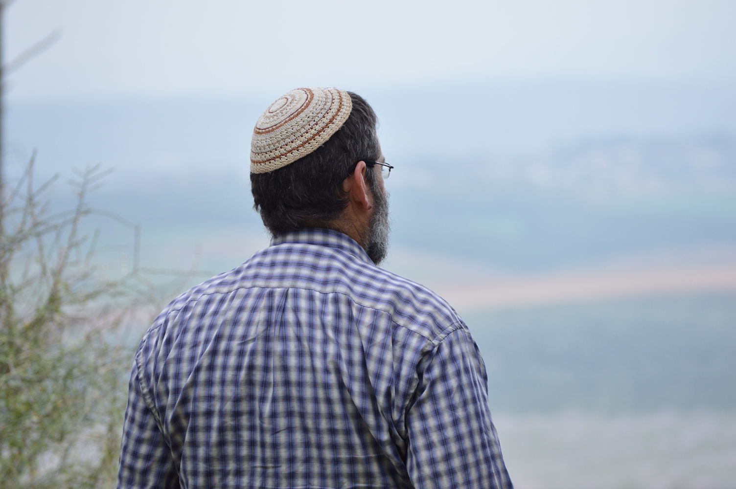 פירורי היבטים "חוקת"